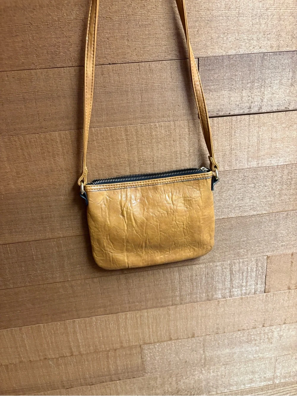BCBG Generation Mustard Yellow Crossbody Bag Textured Zip Top Purse
